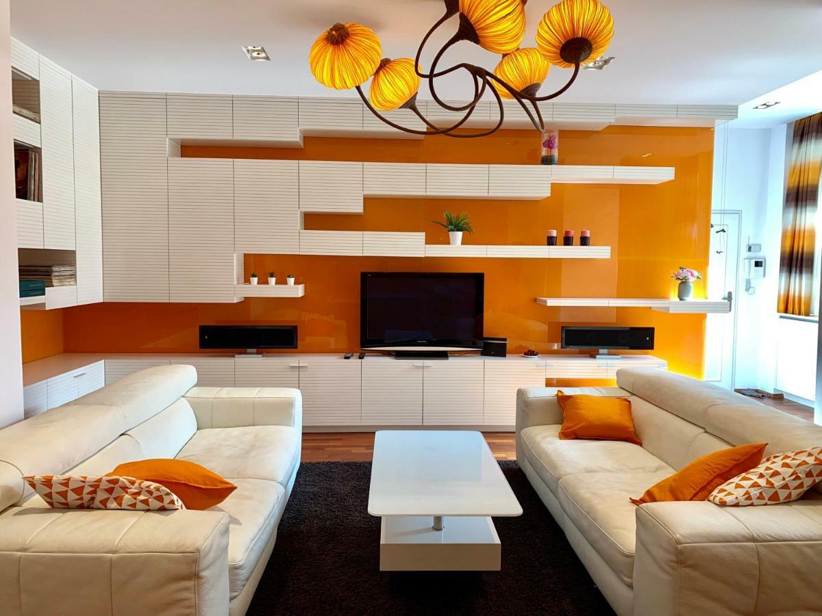 Luxury Apartment In The Center Of 프라하 외부 사진