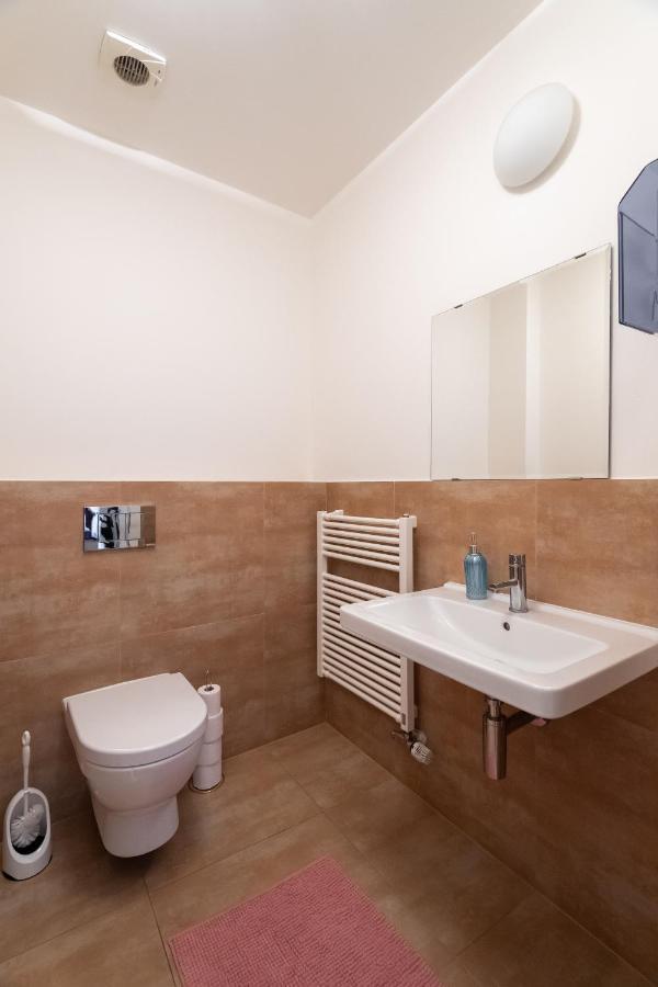 Luxury Apartment In The Center Of 프라하 외부 사진